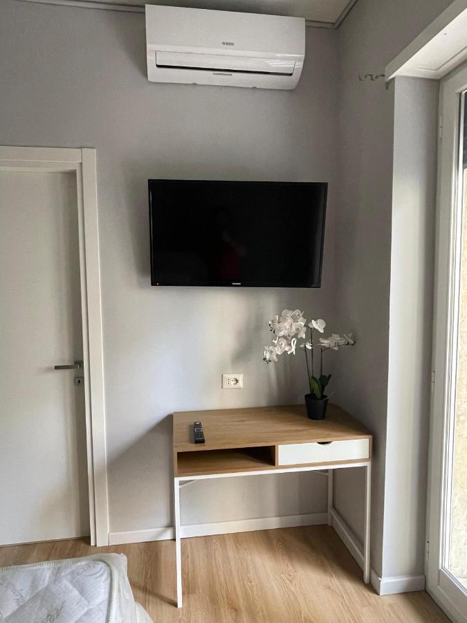 Vomero Suite And Deluxe Room B&B Napoli Exterior photo